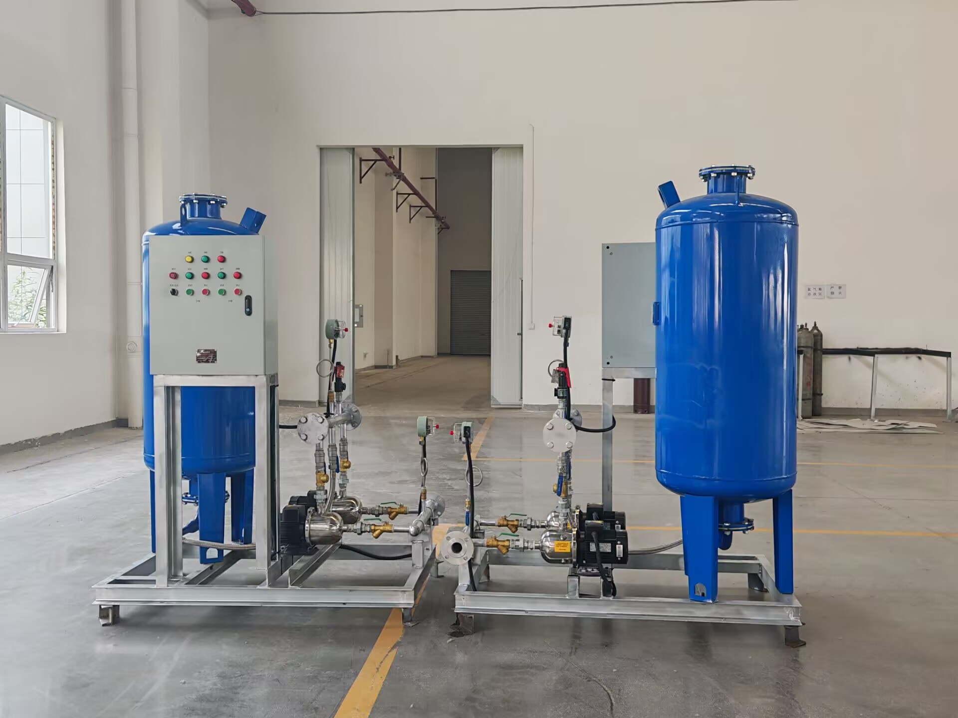 祝贺！某公司定压补水成功出货！