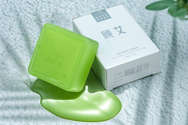 1、GAZ01 CP4316 顾艾儿童艾草手工精油皂