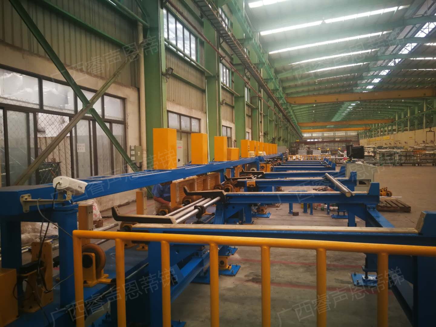 变形合金圆棒局部水浸超声探伤系统