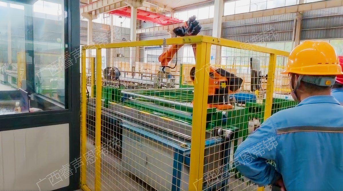 挤压棒超声水浸探伤系统