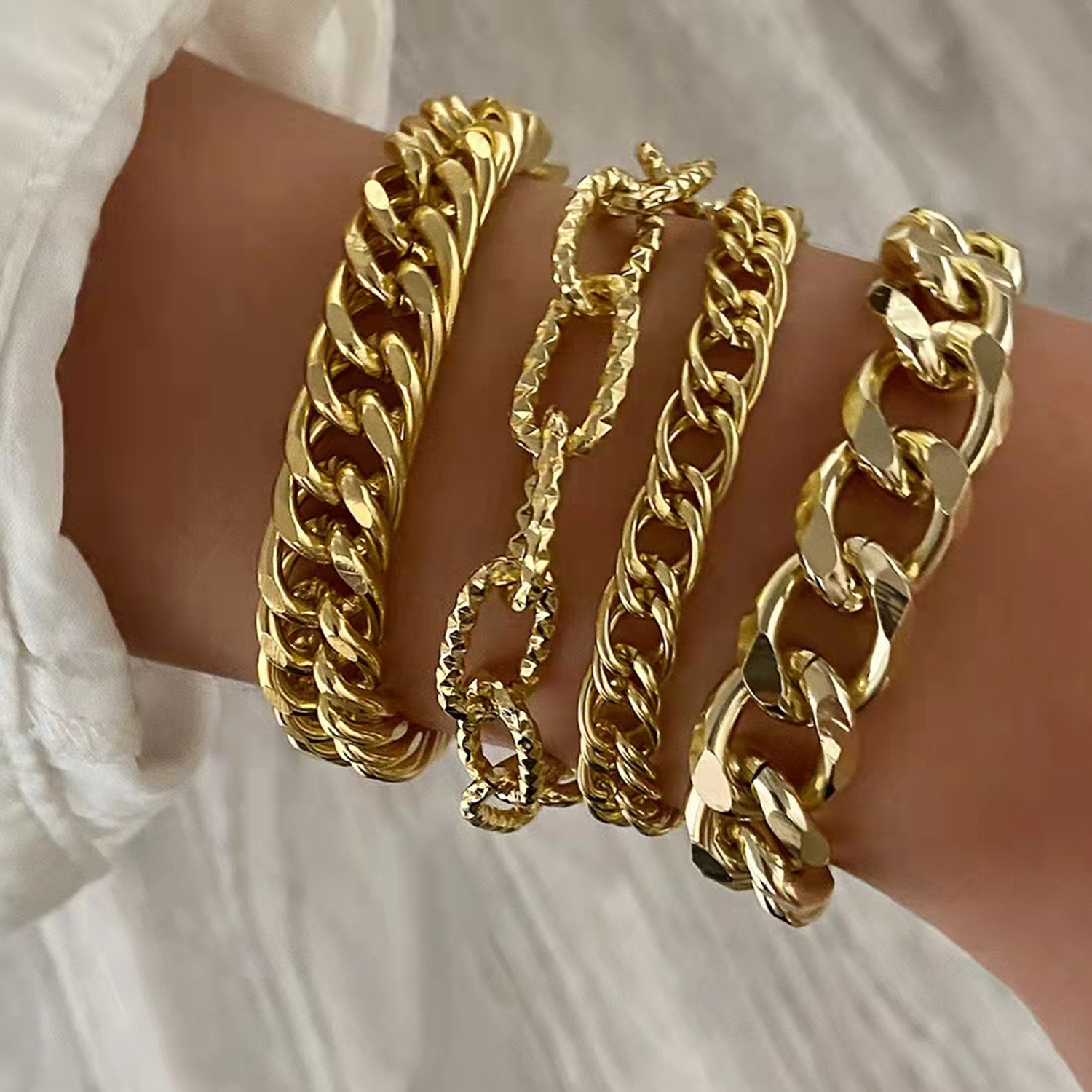 17KM Bohemian Punk Thick Cuban Link Chain Bracelets Set Gold Plated Chunky Charm Bracelets Bangles Women Fashion Jewelry