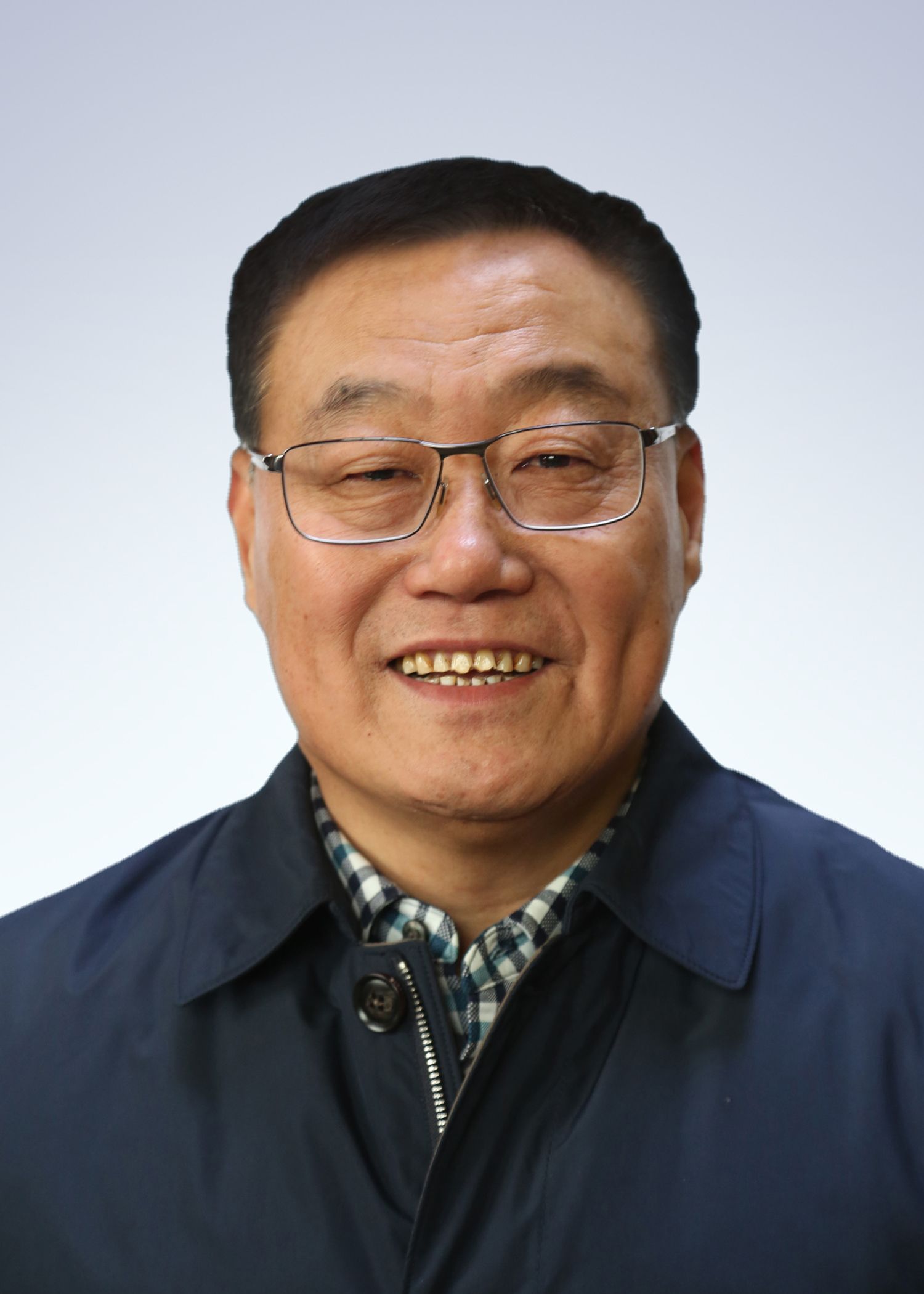 王春翔/副会长
山西华翔集团股份有限公司董事长