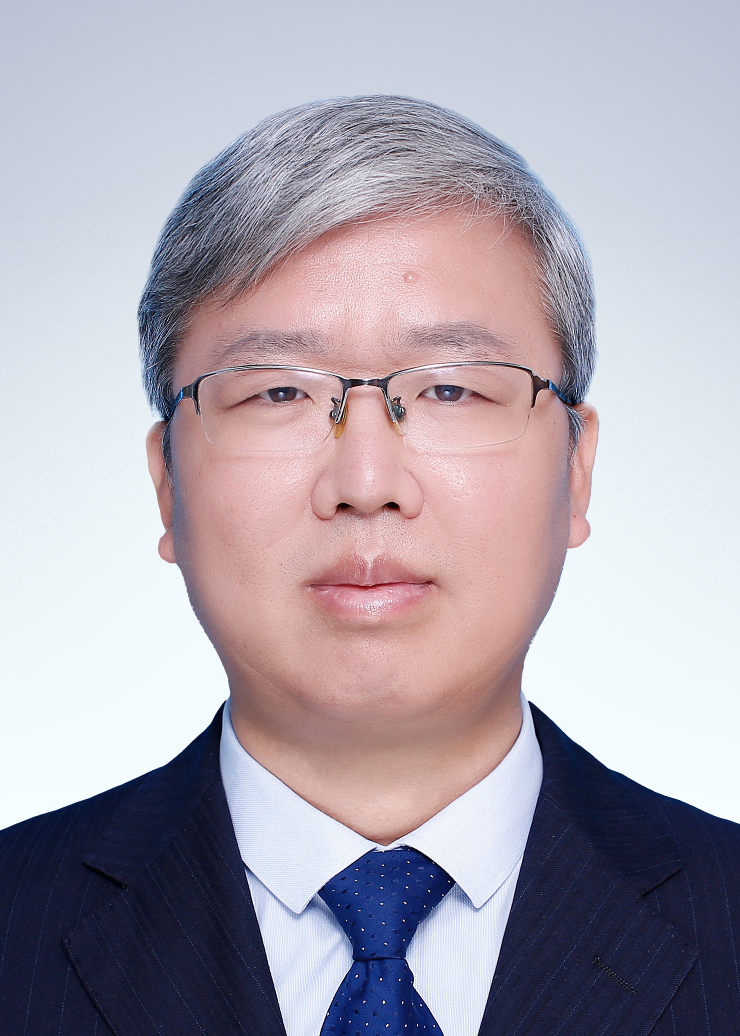 刘　勇/副会长
机械工业第六设计研究院有限公司党委书记、董事长