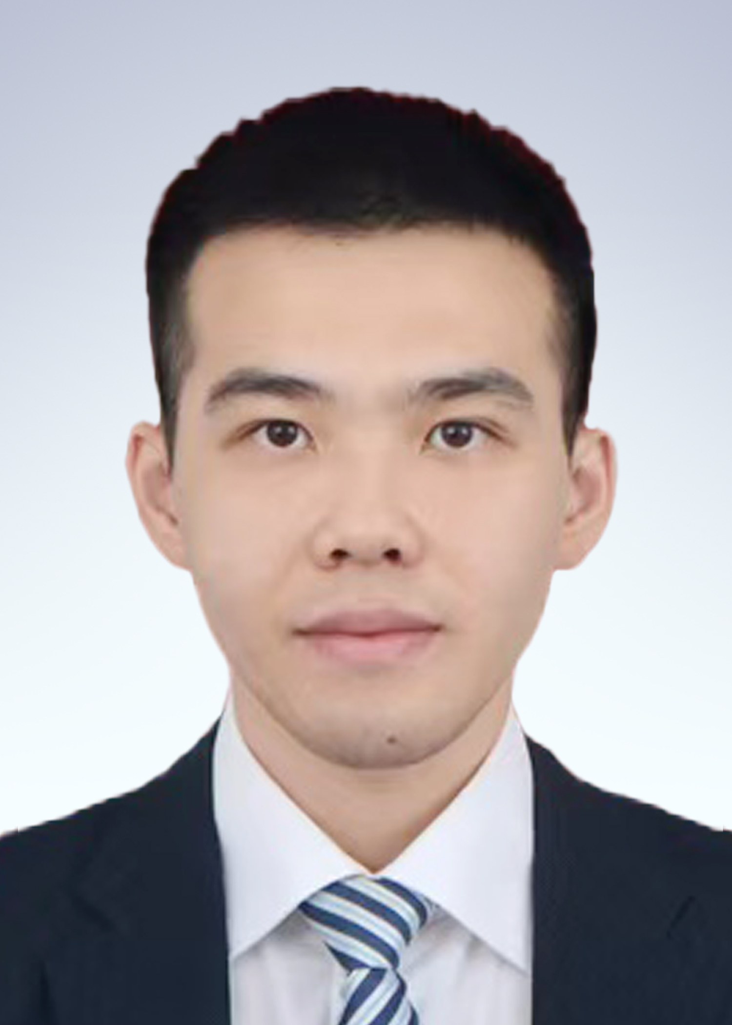 何先楠/副会长
广东肇庆动力金属股份有限公司总经理