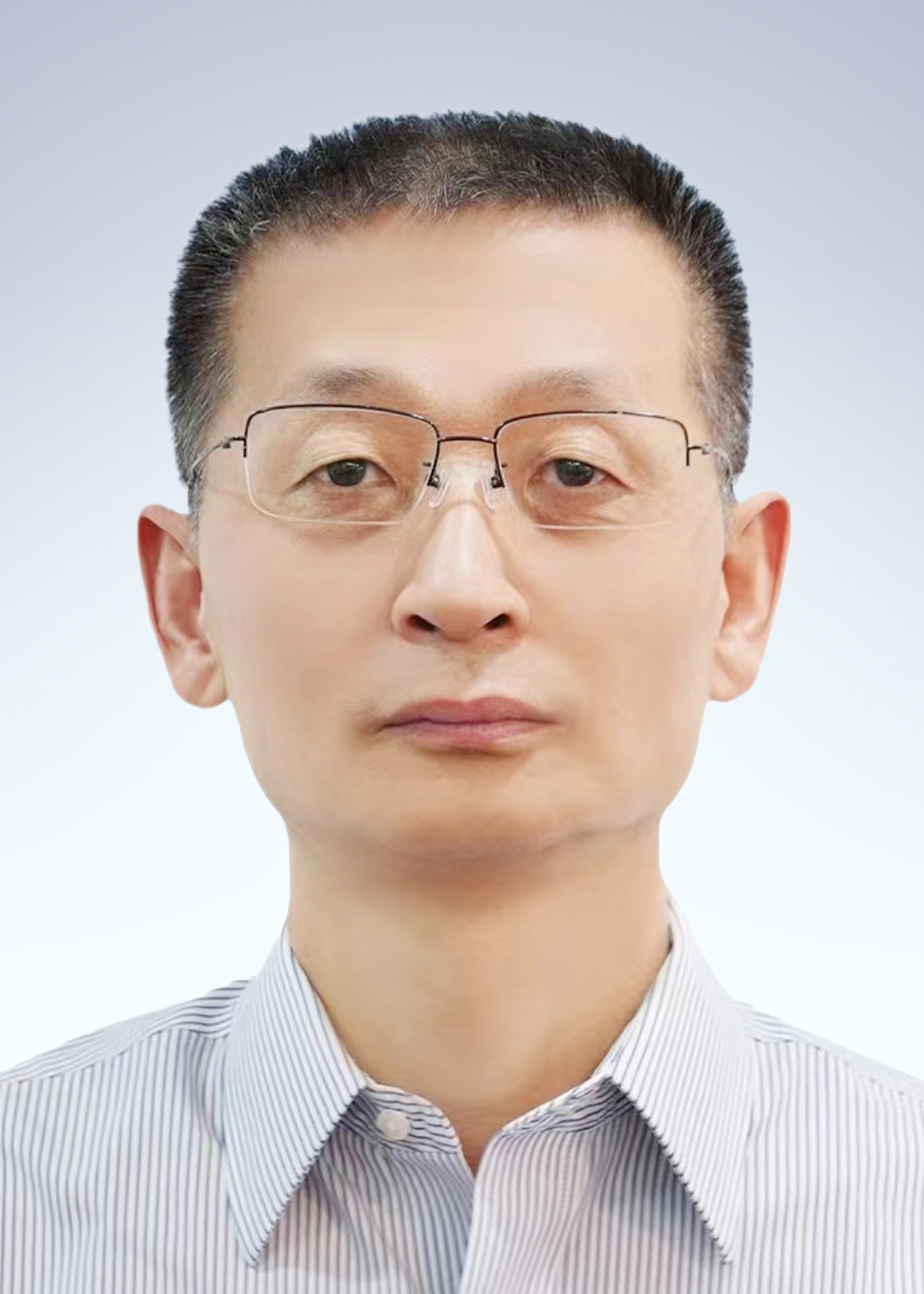 朱志华/副会长
中信戴卡股份有限公司党委书记、董事