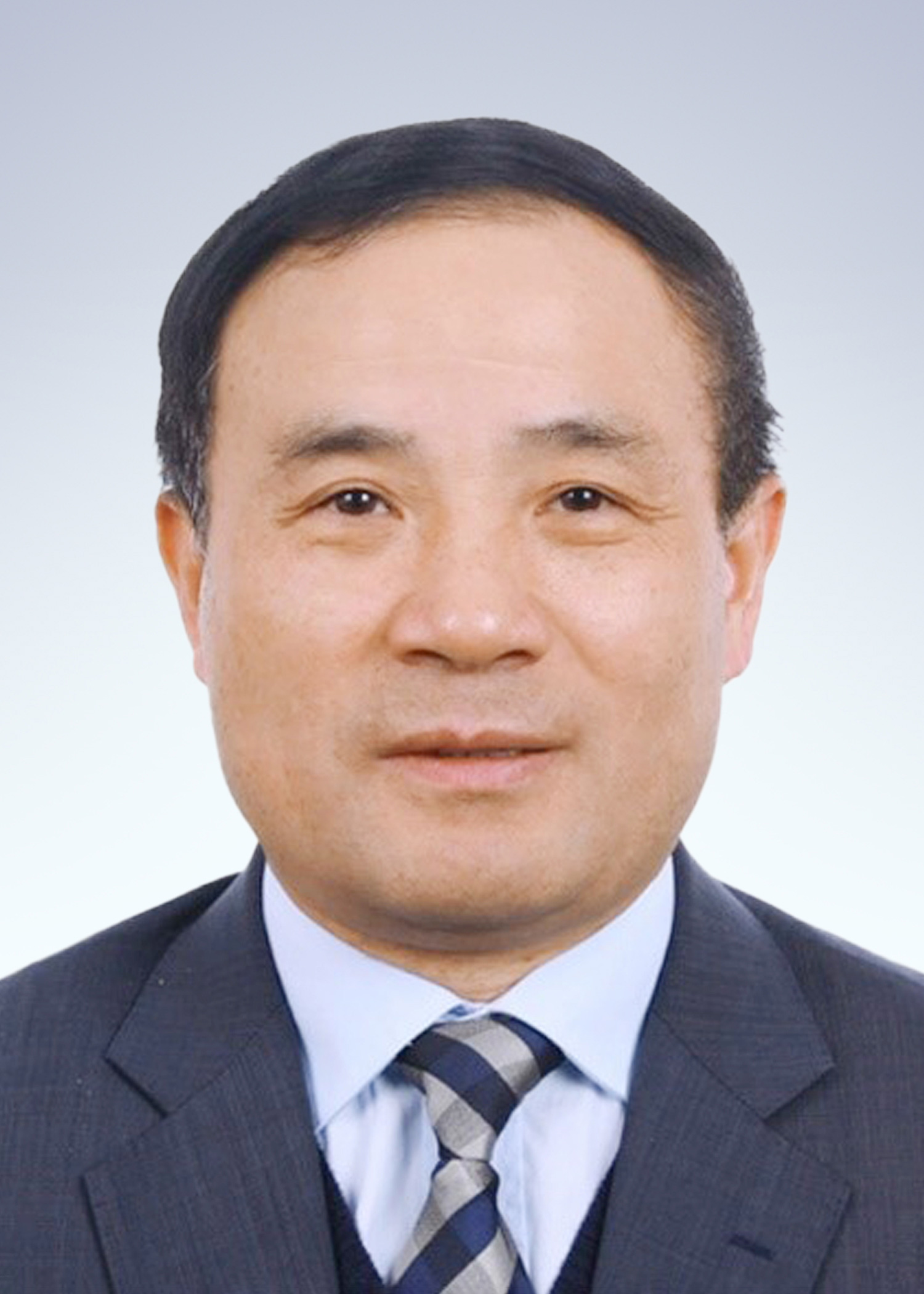陈合林
爱仕达股份有限公司　董事长