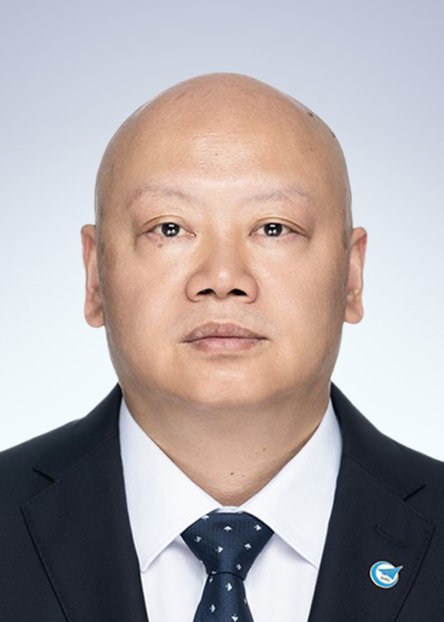 冉　兴/副会长
中航重机股份有限公司党委书记、董事长、法定代表人