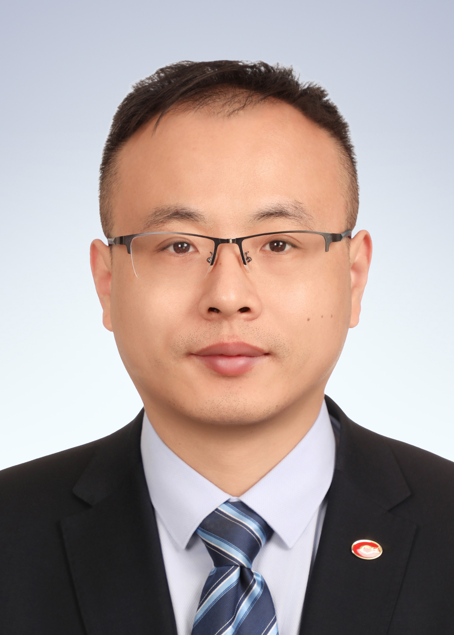 杨程坤/副秘书长