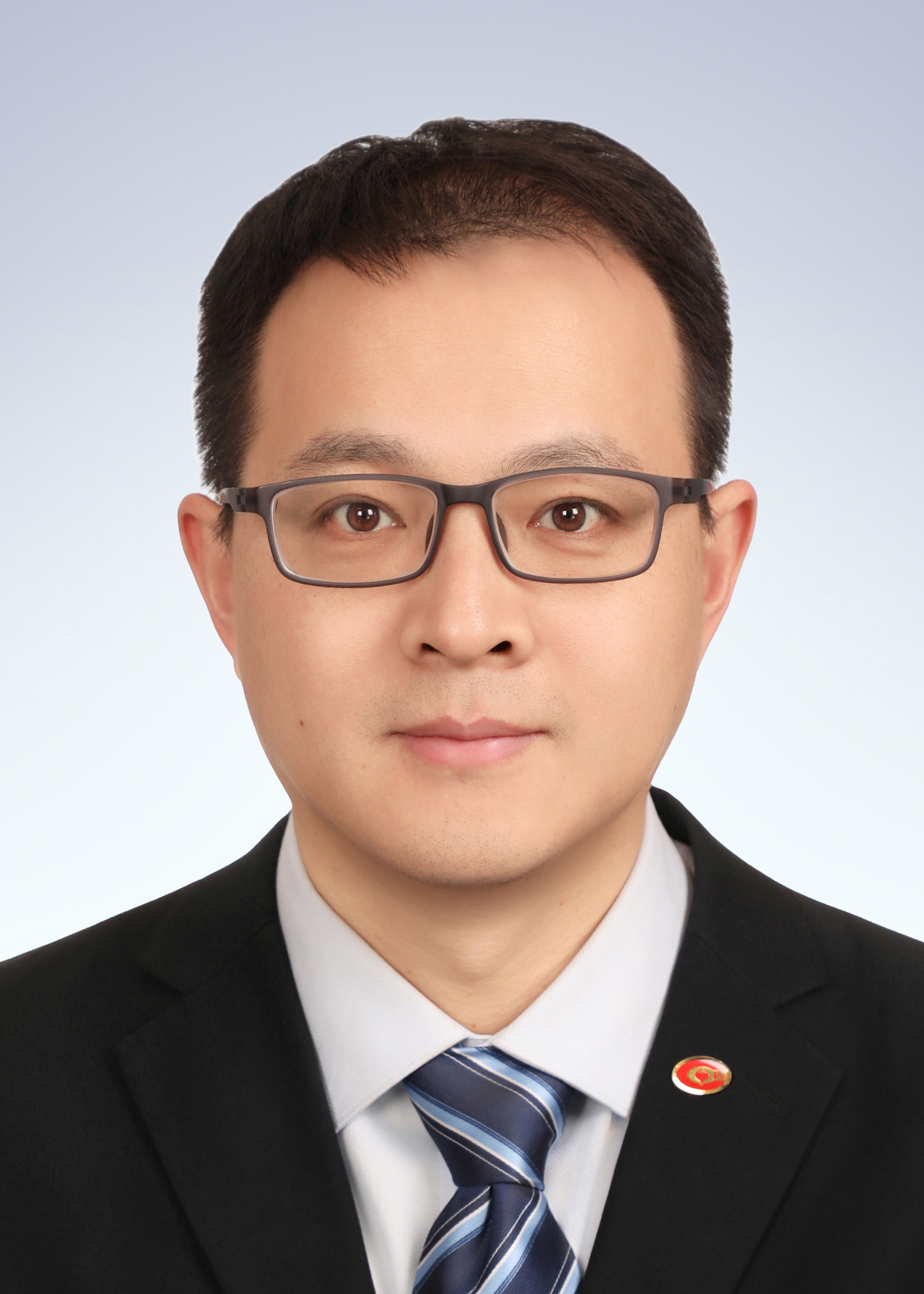吴仁贵
党总支群团委员