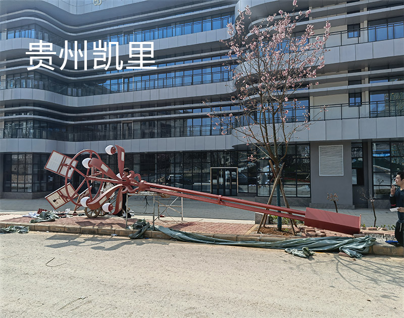 贵州凯里8米太阳能玉兰灯项目