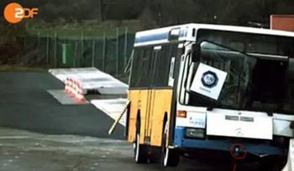 高速导航-碰撞测试