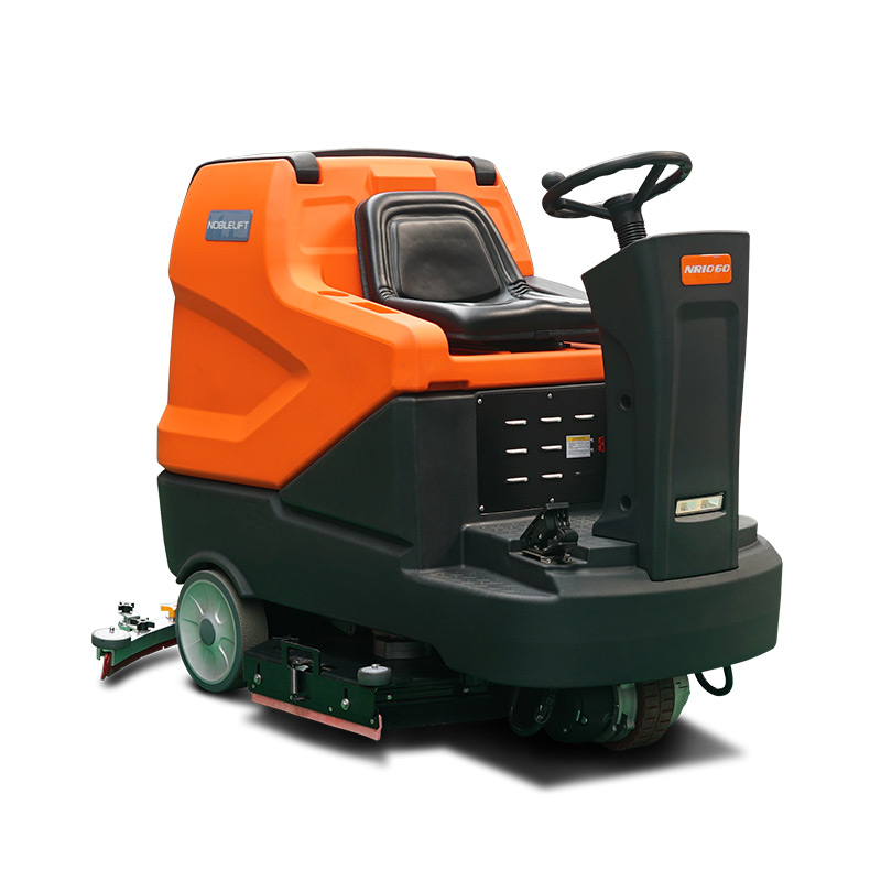NR860P/1060 driving floor scrubber