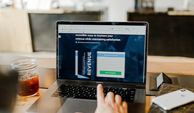 複数のお客様にIT運用メンテナンスサービスを提供
