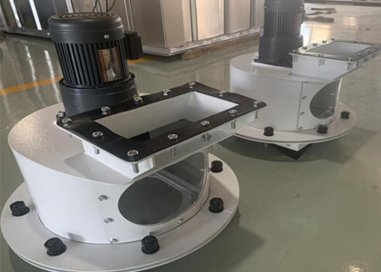 刮片机械破拱装置