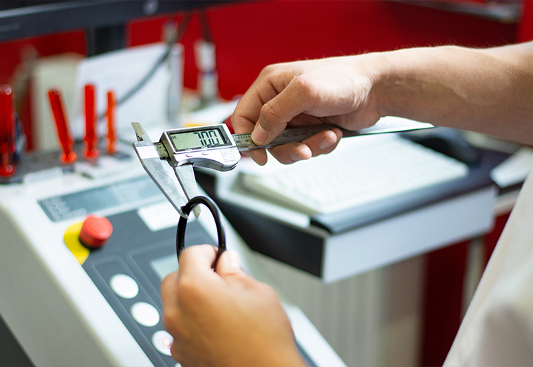 Specializing in the production and processing of vernier calipers, micrometers and other products.