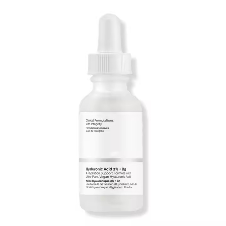 مرطب الوجه السائل الأبيض