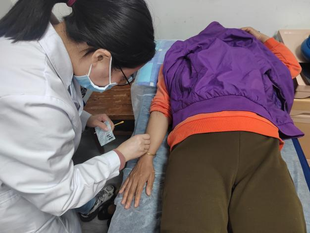 针药并用巧解更年期关节痛，岐黄之门守护中年女性健康