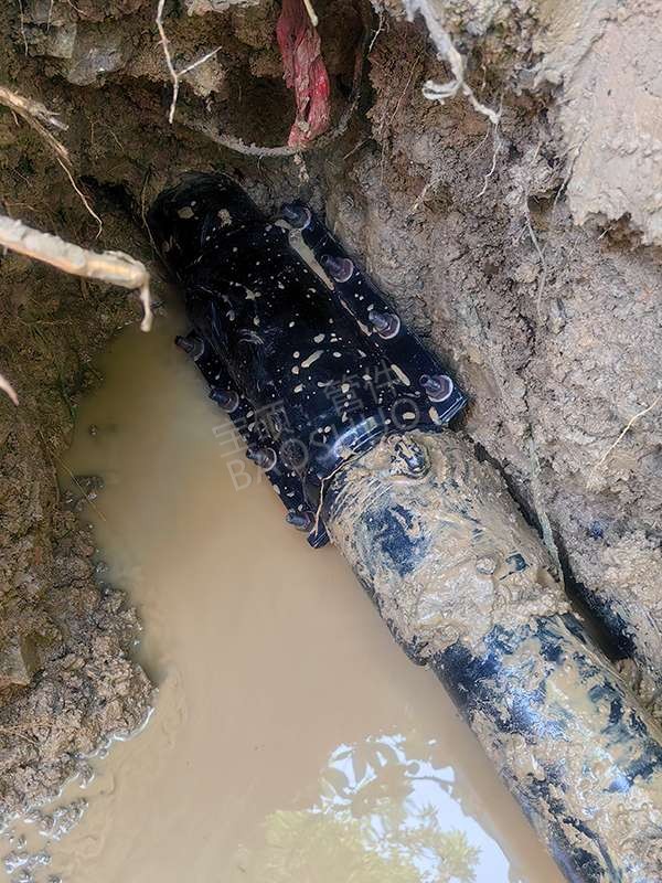 What is the maximum pressure rating of PE composite pipe? What are the differences between PE steel mesh and plastic composite pipe? What are the advantages of using 80 bar high-pressure leak repair clamps?