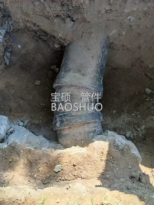 球墨铸铁管漏水怎么办？抢修节维修优势全解析