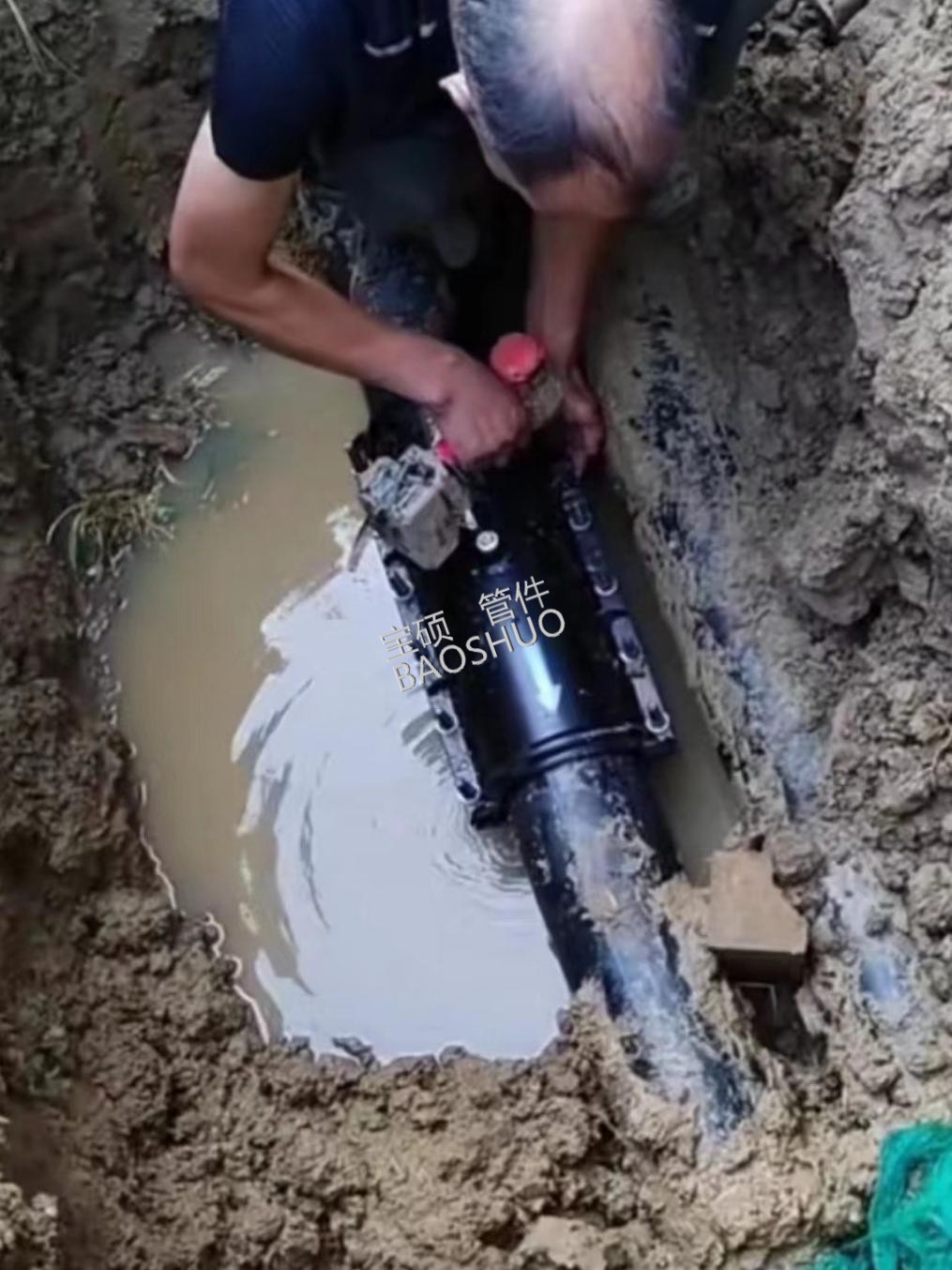 下暴雨后水管为什么会漏水，雨后管子维修注意事项，使用抢修节优势