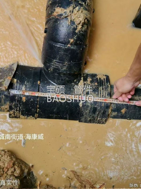 PE钢丝网塑料复合管具有耐油性吗，耐油管泄漏怎么办，使用耐油抢修件的优势