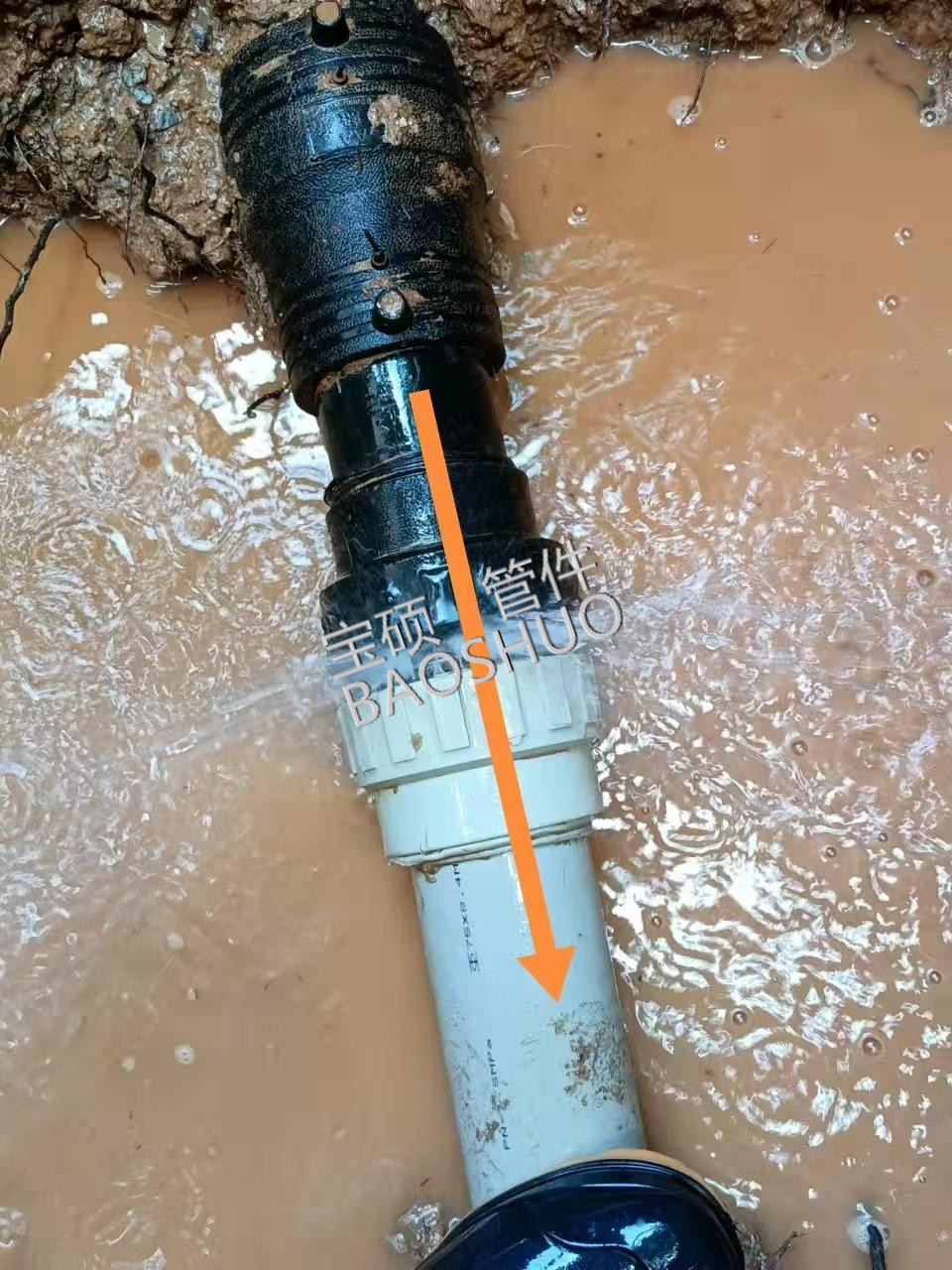 pvc管弯头坏了怎么修复，什么情况不能换管子，使用弯头抢修节优势