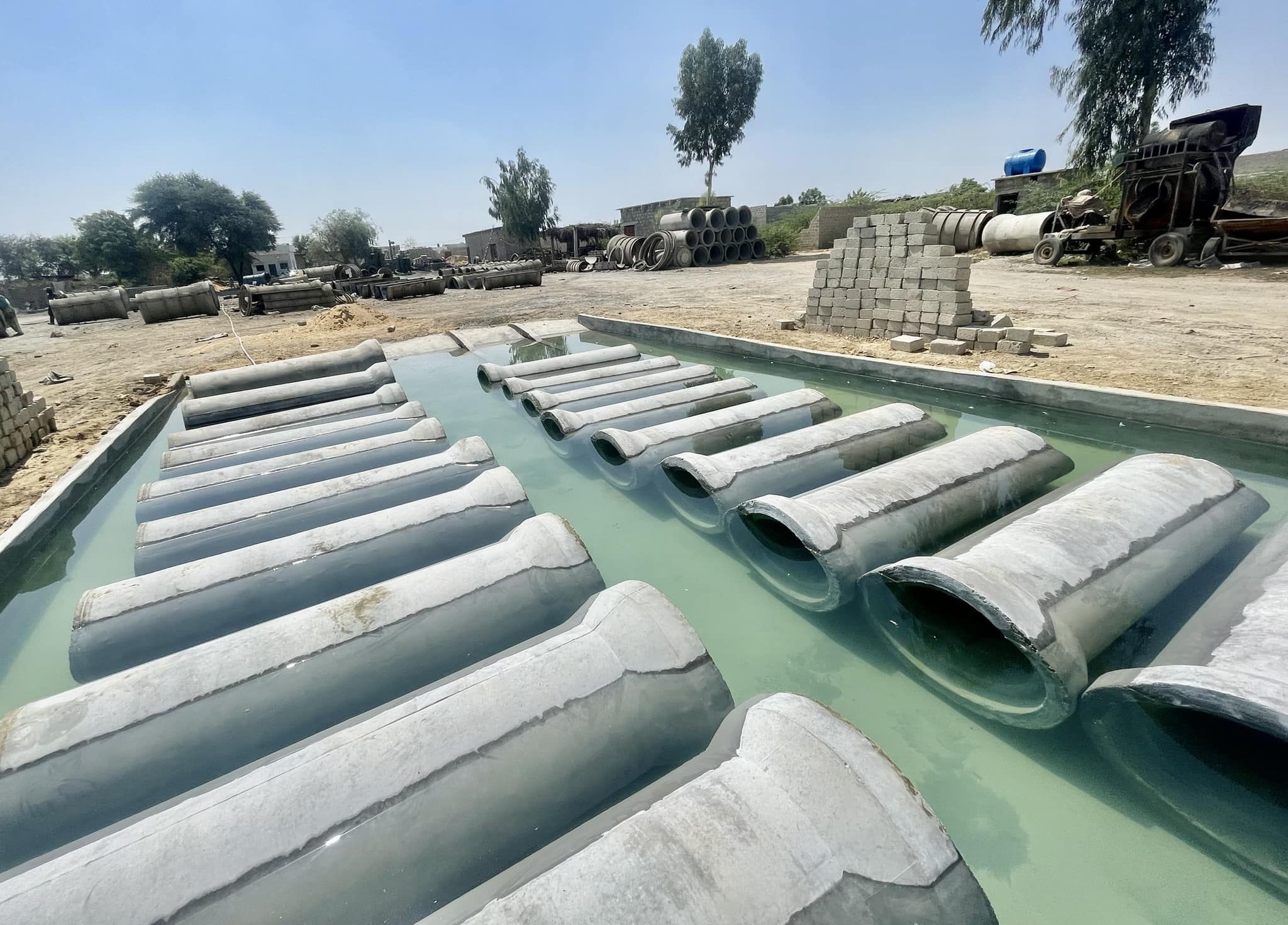 水泥管漏水怎么堵漏，使用抢修节维修有什么优势