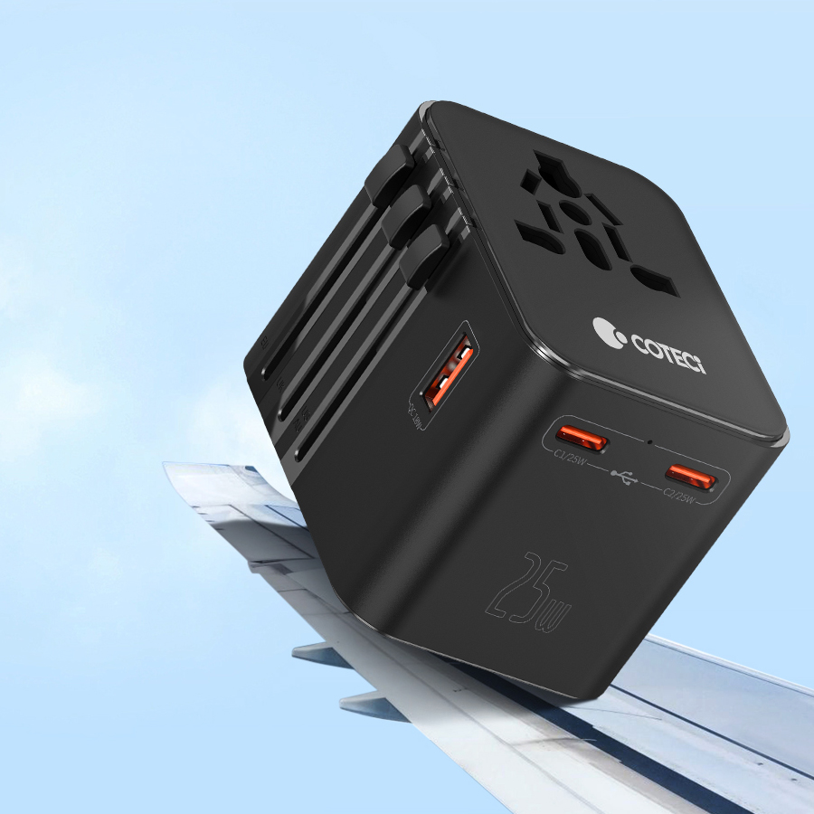 TR-014 25W Universal Travel Charger