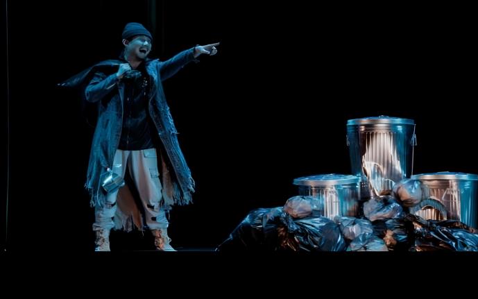 话剧《滨河大道》：理性与秩序的回归