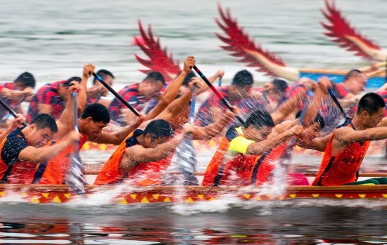 惠民春风催开一树繁花——深圳松岗文艺新景象巡礼