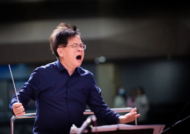 姚峰：以深情敬音乐