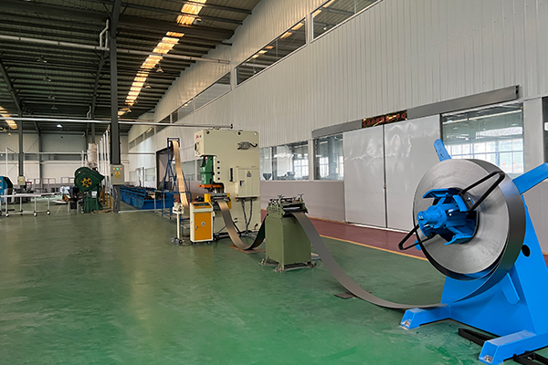 我国钣金机箱机柜加工业一支巨大的“朝阳产业”