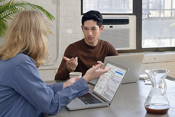 LCD光固化3D打印将从消费级迈进工业级？鹏基发布13.6寸7K黑白屏