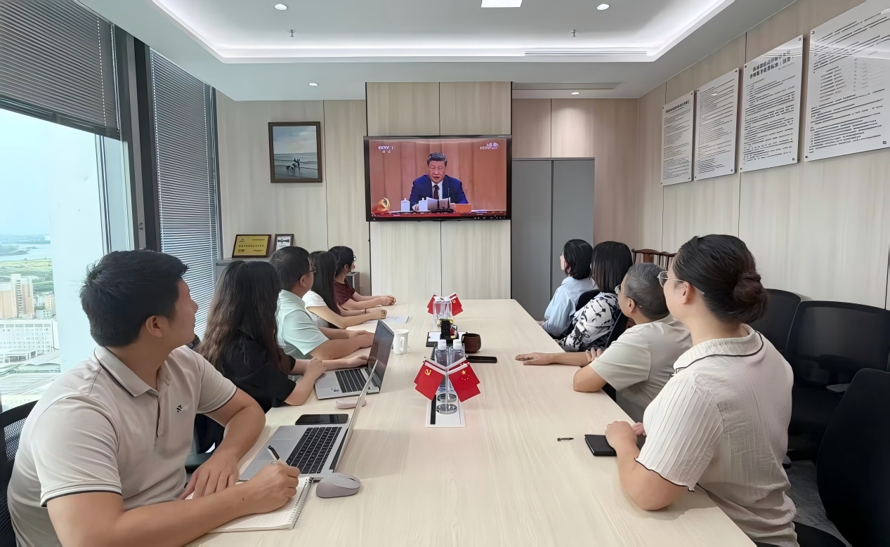 康廷功律师事务所党支部开展主题党日活动——集中观看庆祝中国共产党成立105周年大会