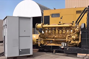 实拍|2000KW卡特彼勒柴油发电机启动