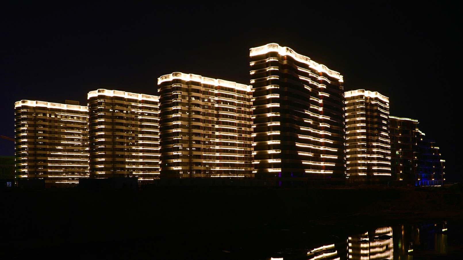 青岛胶南东方时尚中心