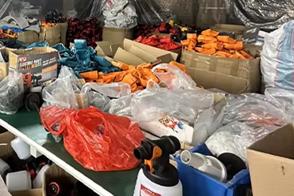 Continuously provide customers with high-quality products and services to create value! To create a happy life for employees