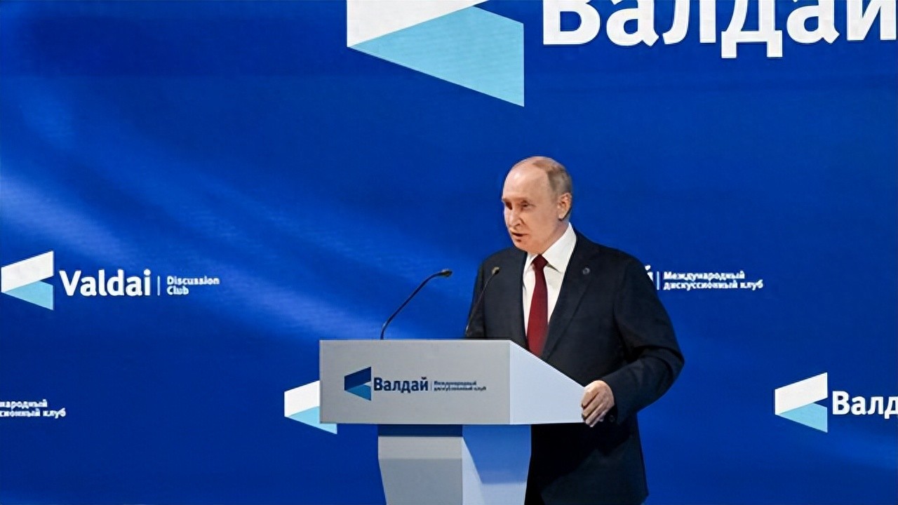 普京為何直言澤連斯基的“戰斧”威脅不過是“炫耀”？