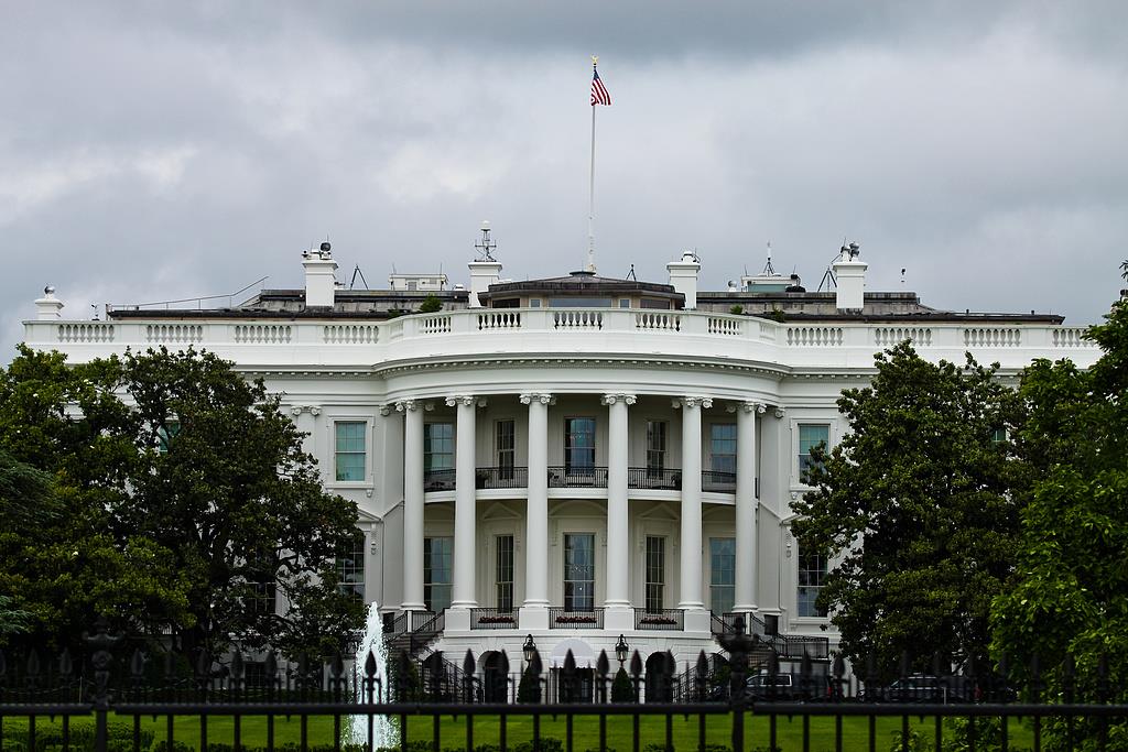 美國權力遊戲升級，特朗普攔下國會撥款引風波