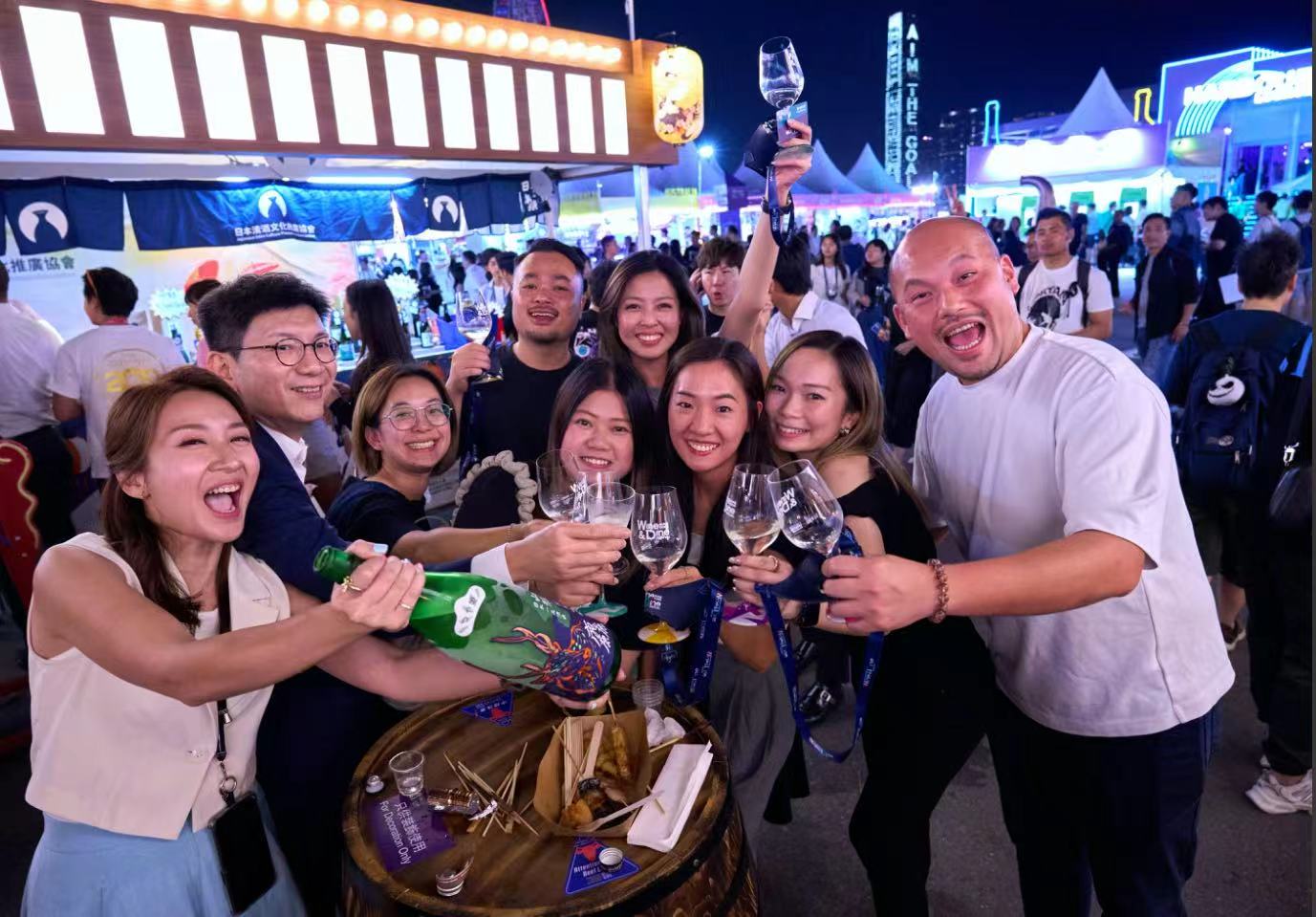 美酒佳餚巡禮高端酒品熱銷 國際客豪擲2500元嘗「酒王」