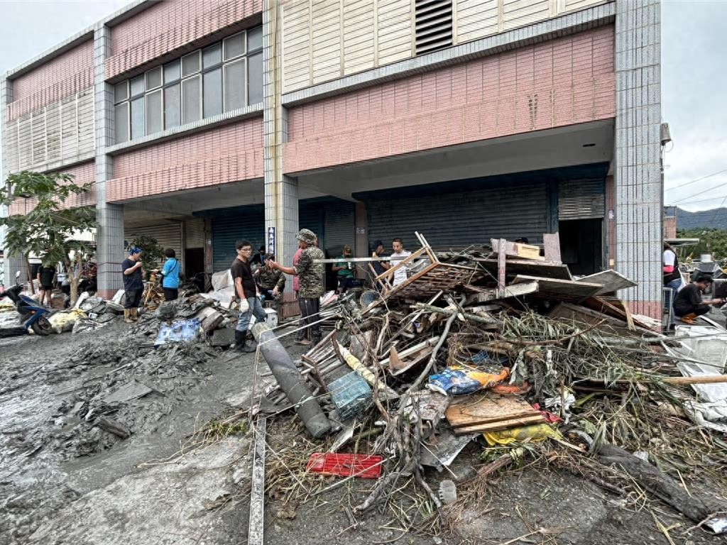 三分天災七分人禍，賴清德的政治秀場