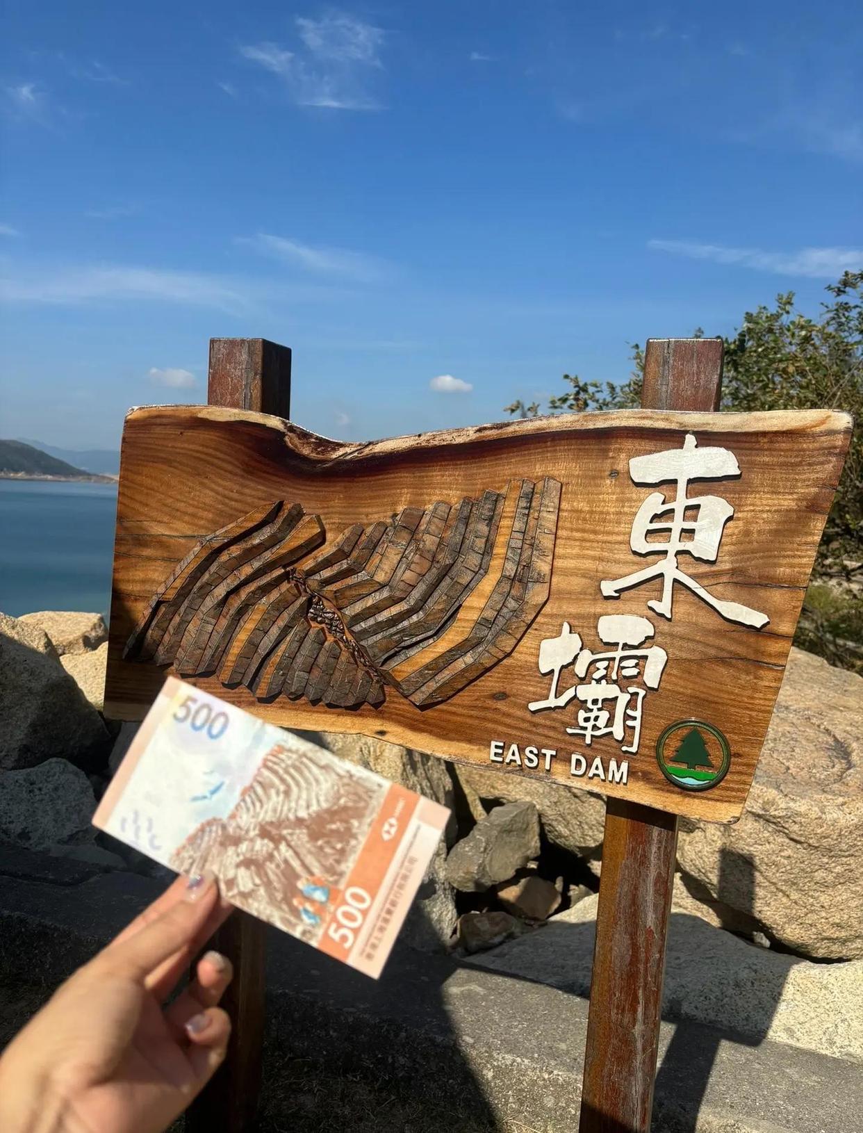 萬宜路假日車流增 運輸署籲遊客預留時間保持耐性