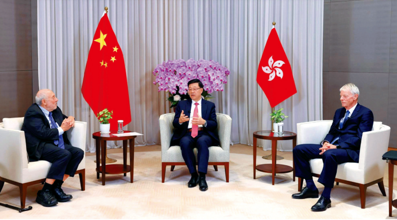 國際經濟學權威齊聲肯定 香港「由治及興」邁向新里程