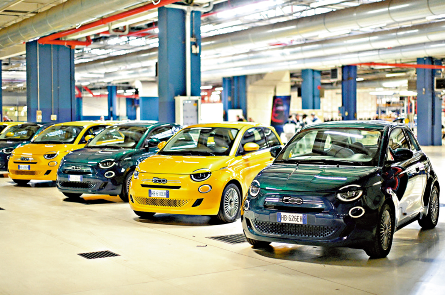 歐盟擬放寬2035燃油車禁令 環保目標調整引發爭議