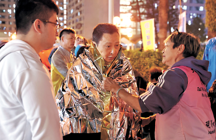 全港全國同心援大埔 政社企民聚力築災後長城