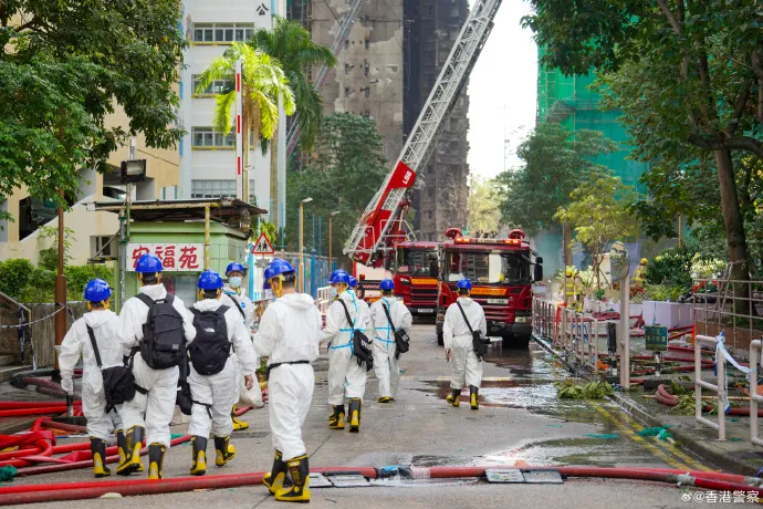 政府多層次支援大埔宏福苑火災災民 應急金發放逾九成 中長期住宿安排展開