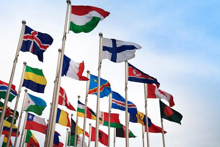 戰國叢林下的國際政治：強權的崛起與規則的崩壞