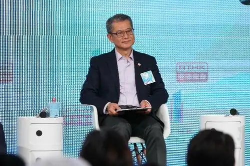 《陳茂波出席《眾言堂》聽取預算案意見　聚焦經濟轉型、AI與民生開支》