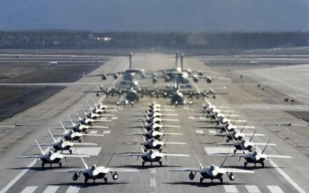 中國強——是40年的忍，是40年的等