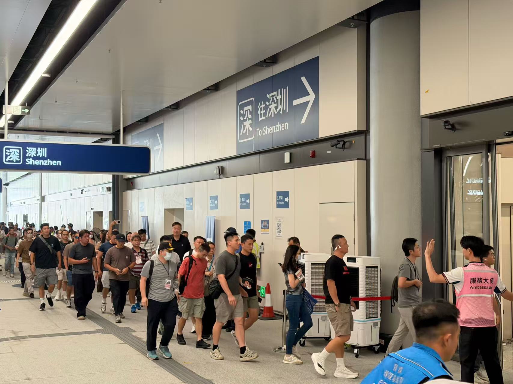 新皇崗口岸聯演實測過關提速三成 自助通道二十秒疏流
